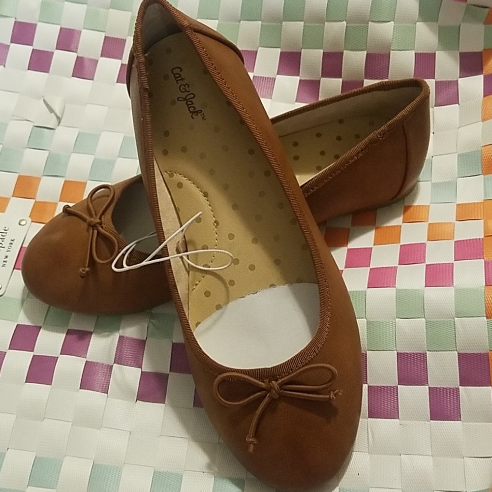 Girls flats